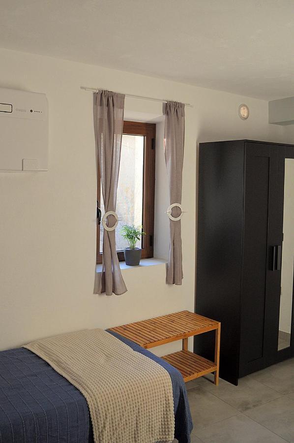 B&B Li Gutti Aieta Extérieur photo