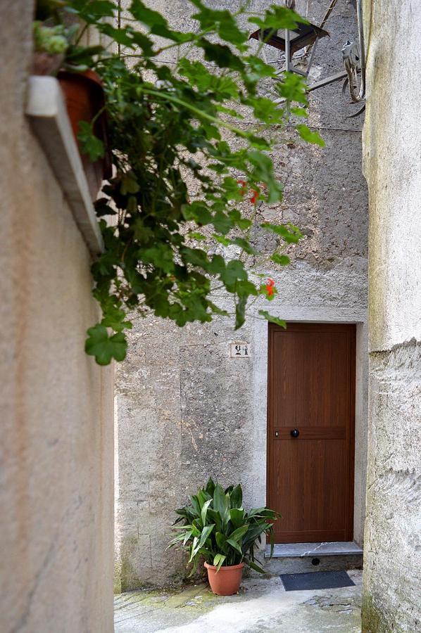 B&B Li Gutti Aieta Extérieur photo